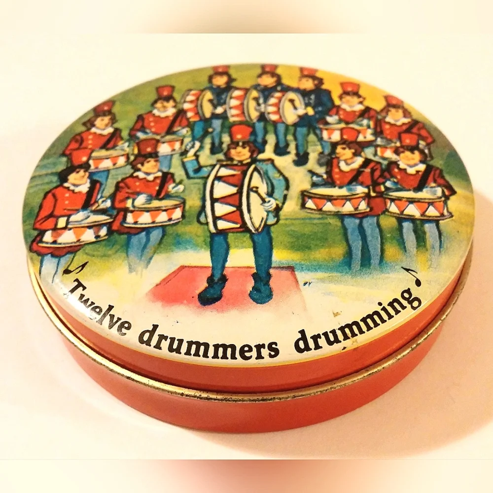 Vintage Holiday Tin Christmas Container Twelve Drummers Drumming